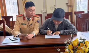 Vụ tài xế dùng điện thoại khi lái xe giường nằm: Phương tiện đã hết hạn đăng kiểm