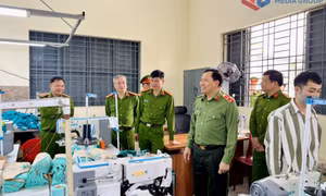Thứ trưởng Bộ Công an Lê Văn Tuyến kiểm tra công tác đặc xá năm 2025 tại Quảng Ninh