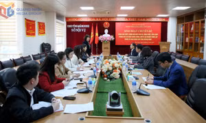 Đồng chí Chủ tịch UBND tỉnh dự sinh hoạt cùng chi bộ phòng Công chức, Viên chức Sở Nội vụ