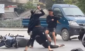 Điều tra nghi án dùng dao giết người tại TP Thanh Hóa