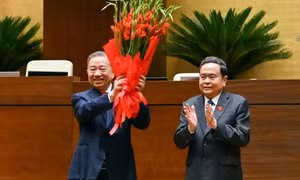 Điện, thư và thông điệp chúc mừng các đồng chí lãnh đạo chủ chốt