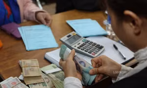 Bộ Nội vụ trả lời kiến nghị về mức trừ lương hưu khi nghỉ trước tuổi