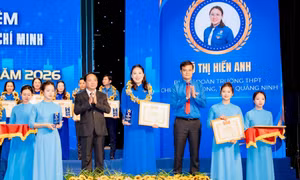 Cô giáo trẻ với khát vọng cống hiến cho quê hương