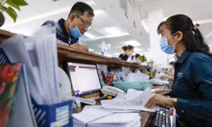 Chuyển ngạch, xếp lương mới có tính là một lần nâng lương?