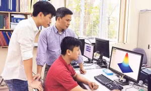 Ứng dụng điện năng lượng mặt trời kết hợp sản xuất nông nghiệp