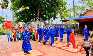 Lễ hội truyền thống bên dòng sông lịch sử