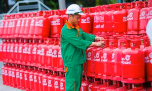 Từ 1/4, giá gas đồng loạt tăng thêm khoảng 95.000 đồng/bình 12kg