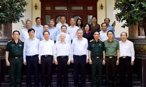 Tổng Bí thư, Chủ tịch nước Tô Lâm thăm các đồng chí nguyên lãnh đạo Đảng, Nhà nước