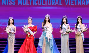 Nữ sinh trung học Nguyễn Trần Hà Linh đăng quang Hoa hậu Văn hóa Việt Nam 2026