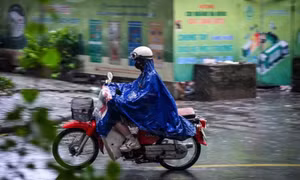 Thời tiết ngày 1/4: Không khí lạnh yếu gây mưa dông tại Bắc Bộ, Đông Nam Bộ duy trì nắng nóng