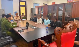 Xử lý nhóm thanh thiếu niên vi phạm giao thông, tạm giữ 14 xe