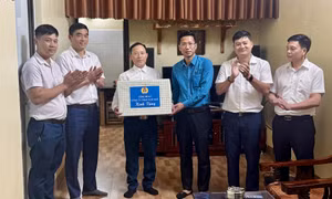 Chăm lo thợ lò - Điểm sáng Than Nam Mẫu