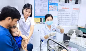 Vắc-xin - “lá chắn” bảo vệ sức khỏe cộng đồng