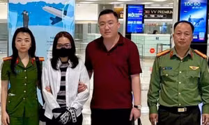 Cựu cán bộ huyện bị bắt tại sân bay sau 4 năm trốn truy nã