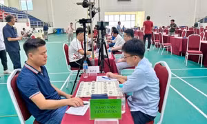 'Địa chấn' làng cờ tướng, Lại Lý Huynh bị loại sớm ở giải quốc gia