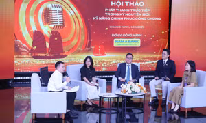 Hội thảo “Phát thanh trực tiếp trong kỷ nguyên mới - Kỹ năng chinh phục công chúng"