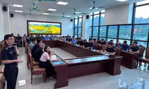 Hải quan cửa khẩu Hoành Mô: Tuyên truyền phòng, chống buôn lậu tại cơ sở