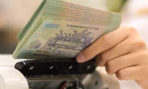 Bộ Chính trị thống nhất tăng lương cơ sở lên 2,53 triệu đồng từ ngày 1/7
