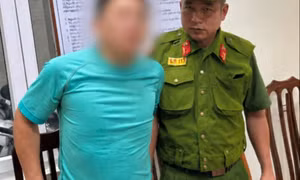 Giải cứu người phụ nữ bị chồng bạo hành trong đêm