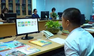 Bộ GD-ĐT: Sách giáo khoa điện tử không phụ thuộc độc quyền vào công nghệ, thiết bị riêng biệt
