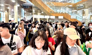 132 chuyến tàu đưa khách ra tuyến đảo 