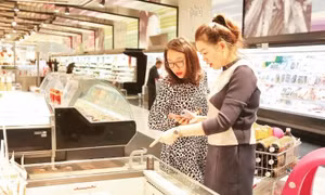 Kiểm soát lạm phát, ổn định kinh tế vĩ mô
