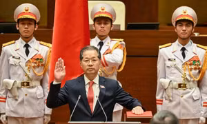 Chánh án Tòa án nhân dân tối cao Nguyễn Văn Quảng tuyên thệ nhậm chức