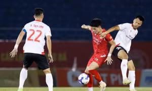 Đình Bắc 'xát muối' vào ngày buồn của Tiến Linh