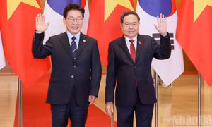 Chủ tịch Quốc hội Trần Thanh Mẫn hội kiến Tổng thống Hàn Quốc Lee Jae Myung