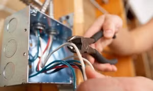 Vi phạm trong lĩnh vực điện lực bị phạt tới 200 triệu đồng