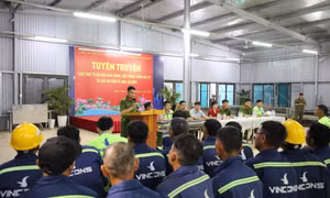 Phổ biến pháp luật cho người lao động tại các dự án của Vingroup trên địa bàn phường Tuần Châu