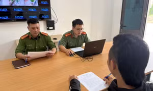 'TikToker Hoài Núi' bị xử phạt vì đăng clip có hành động phản cảm