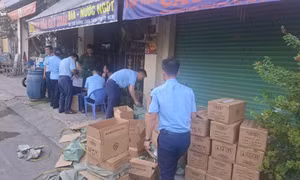 Phát hiện hộ kinh doanh mỹ phẩm không phép, hàng hóa không rõ nguồn gốc