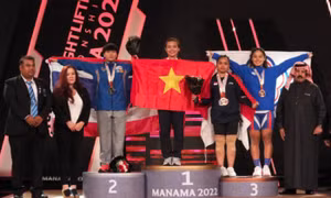 Phạm Thị Hồng Thanh lập hat-trick HC vàng giải cử tạ châu Á