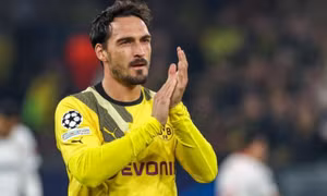 Công Phượng, Hoàng Đức có cơ hội đối đầu với Mats Hummels của Borussia Dortmund