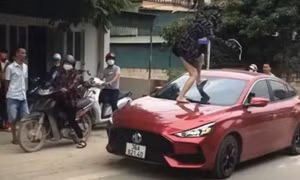 Công an vào cuộc vụ đánh ghen khiến cô gái bị cắn đứt một phần tai