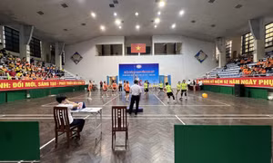 Ngân hàng SHB chi nhánh Quảng Ninh giành Cúp vô địch giải Bóng chuyền hơi nữ Ngân hàng Quảng Ninh lần thứ 2 năm 2022