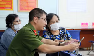 Đẩy nhanh tiến độ cấp tài khoản định danh điện tử cho công dân