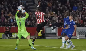 Chelsea đứt chuỗi năm trận thắng