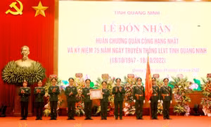 Kỷ niệm 75 năm ngày truyền thống lực lượng vũ trang tỉnh