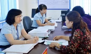 Quy định về nghỉ hưu ở tuổi cao hơn đối với cán bộ, công chức giữ chức vụ lãnh đạo, quản lý