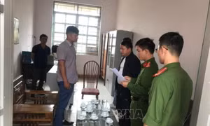 Bắt nguyên Phó Giám đốc Văn phòng đăng ký đất đai vì nhận tiền làm sổ đỏ