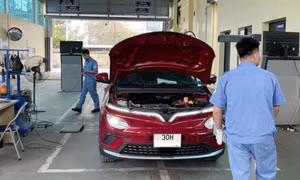 Triệu hồi 730 xe VinFast VF e34 để thay thế cảm biến va chạm