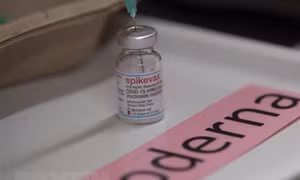 Vaccine cải tiến ngừa hiệu quả biến thể phụ BA.4 và BA.5 của Omicron