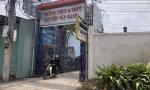 Bắt bảy thanh thiếu niên đánh chết nam sinh lớp 11