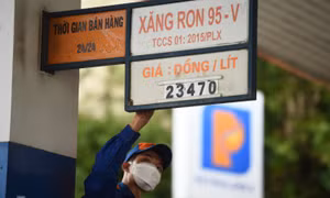 Giá xăng, dầu tiếp tục tăng
