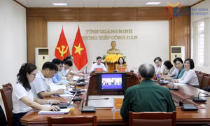 Các đồng chí lãnh đạo tỉnh tiếp công dân định kỳ tháng 5