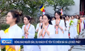 Đông đảo người dân, du khách về Yên Tử chiêm bái xá lợi Đức Phật