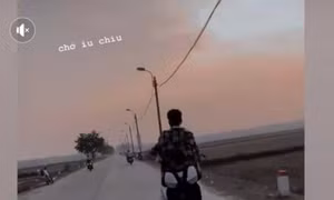 Quay clip bốc đầu xe đăng Facebook, thiếu niên bị xử phạt nhiều lỗi