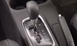 Cách xử trí khi ô tô kẹt chân ga